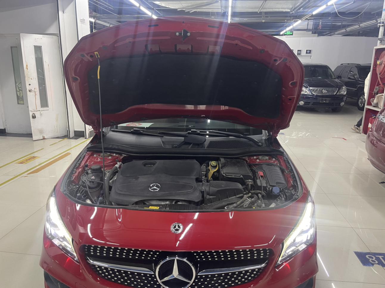 Mercedes-Benz CLA 2018 thumb 4