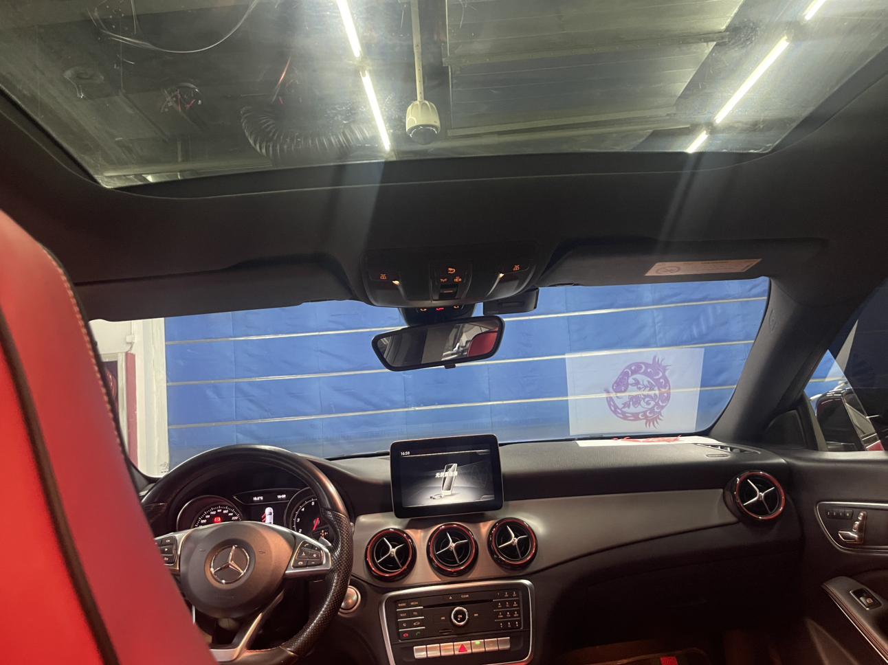 Mercedes-Benz CLA 2018 thumb 11