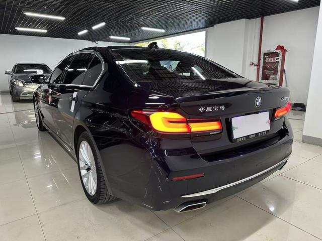 BMW 5 серии 2022 thumb 5