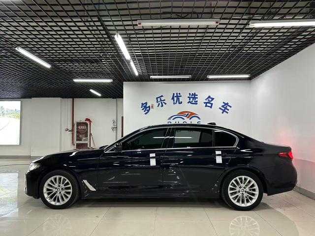 BMW 5 серии 2022 thumb 6