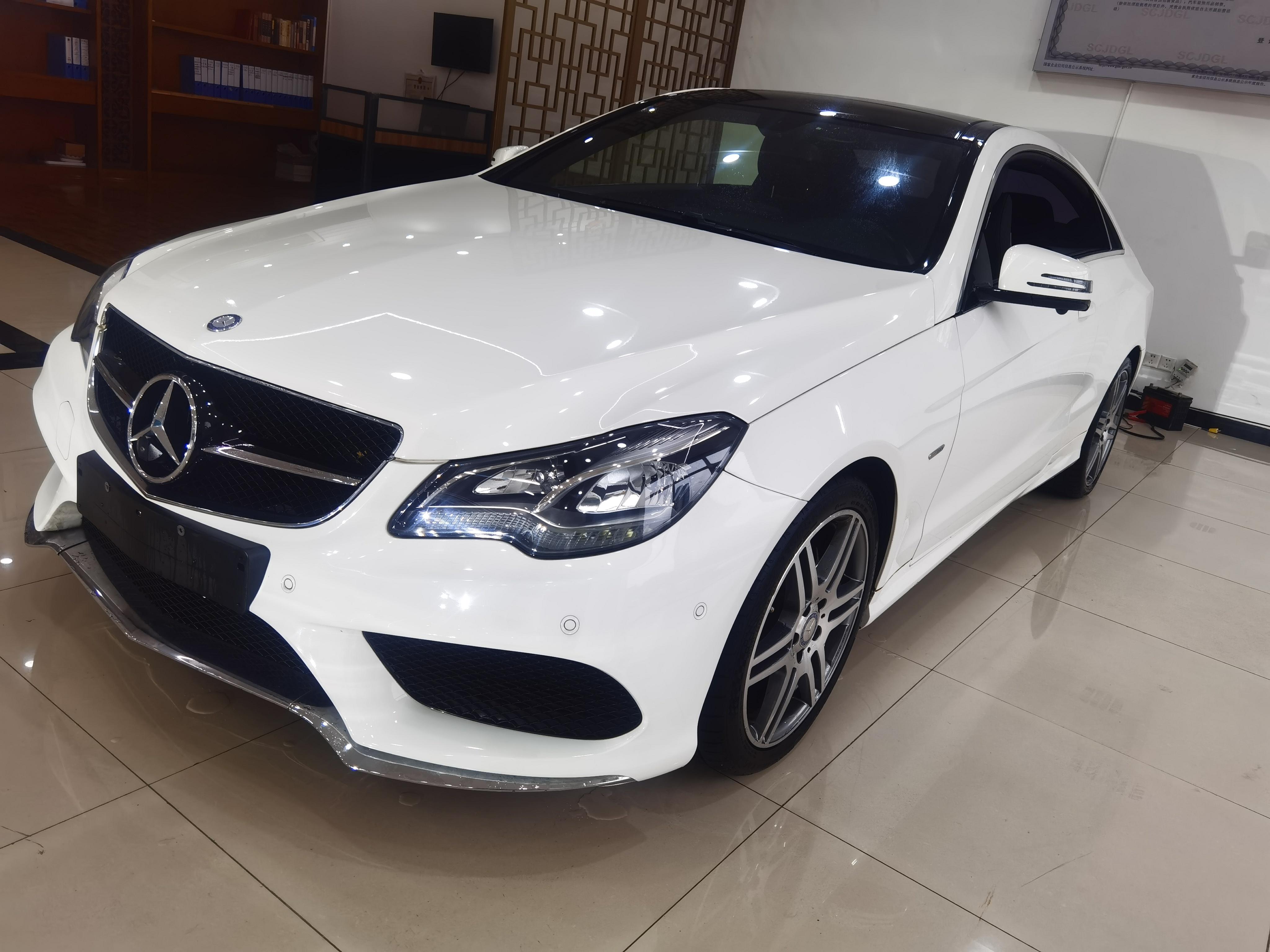 Mercedes-Benz E-Class 2017 thumb 12