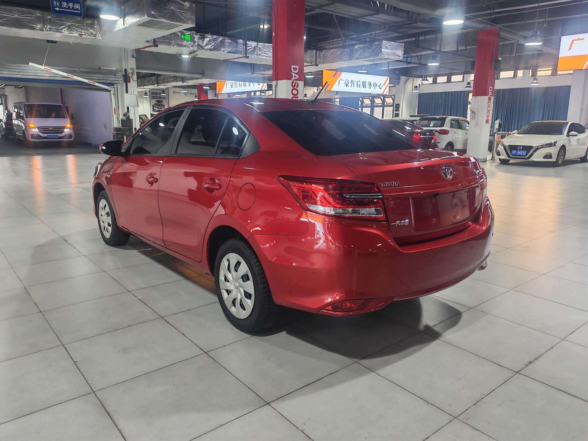 Toyota Vios 2017 thumb 11
