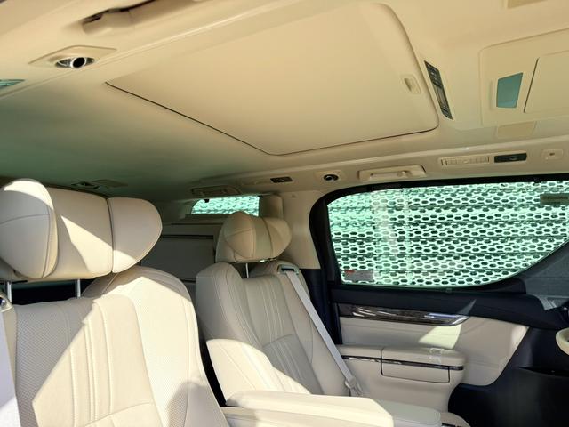 Toyota Vellfire 2019 thumb 11