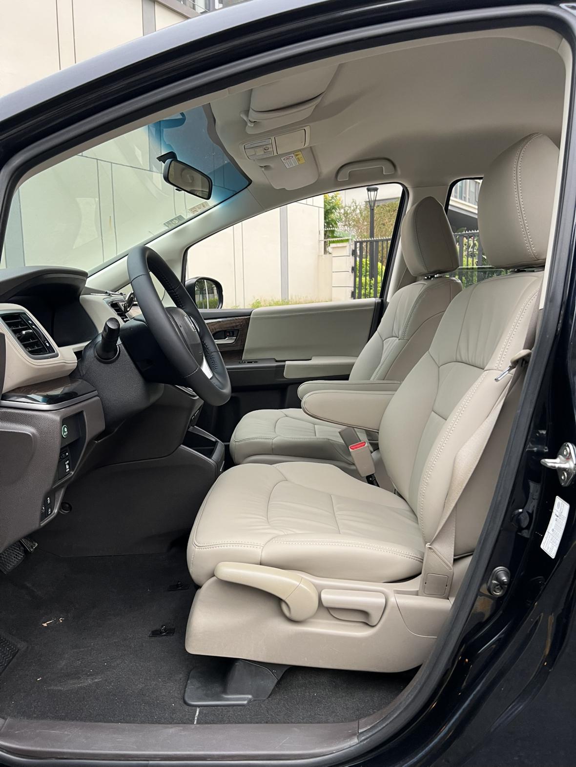 Honda Odyssey 2018 thumb 12