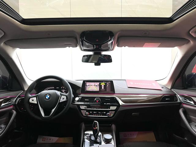 BMW 5 серии 2020 thumb 7