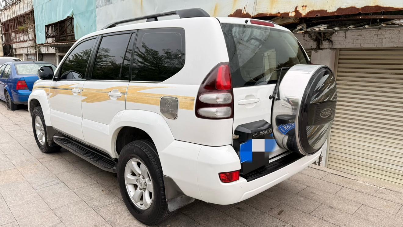 Toyota Land Cruiser Prado 2003 thumb 2