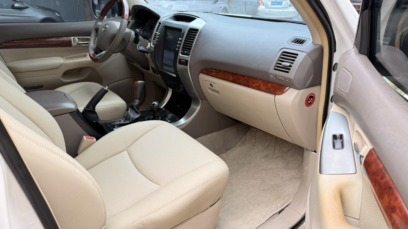 Toyota Land Cruiser Prado 2003 thumb 4