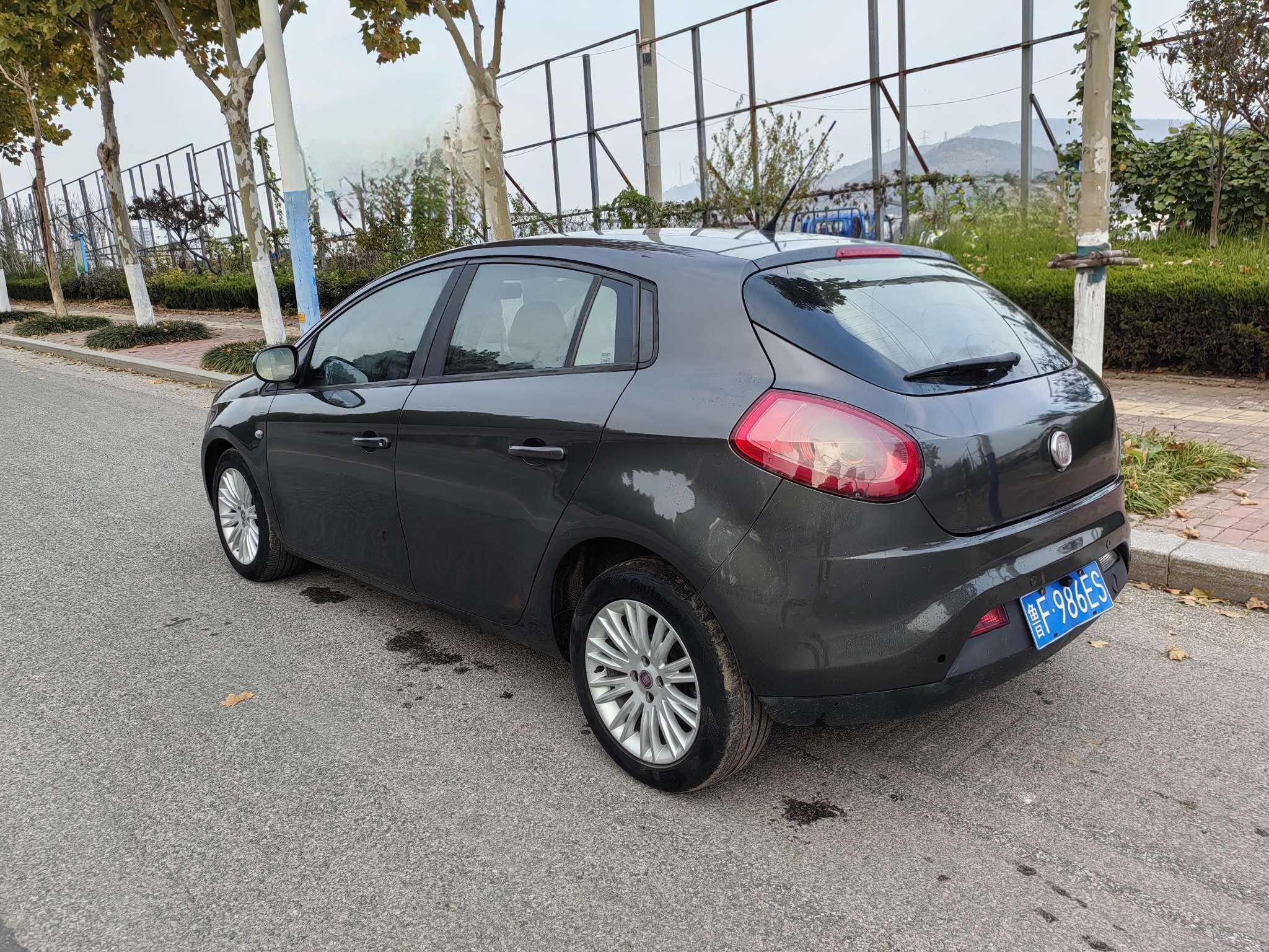 Fiat Bo Yue 2011 thumb 2