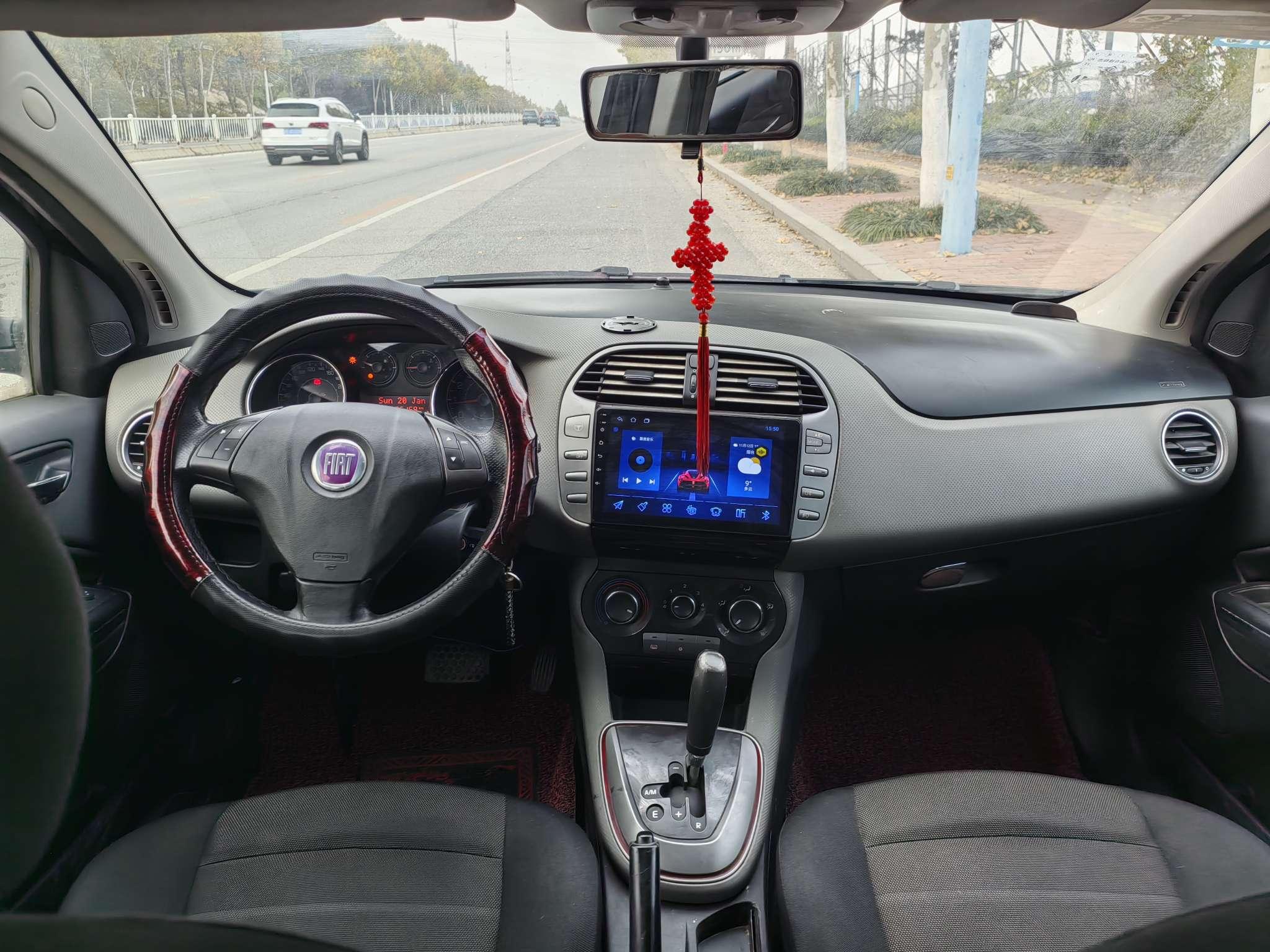Fiat Bo Yue 2011 thumb 6