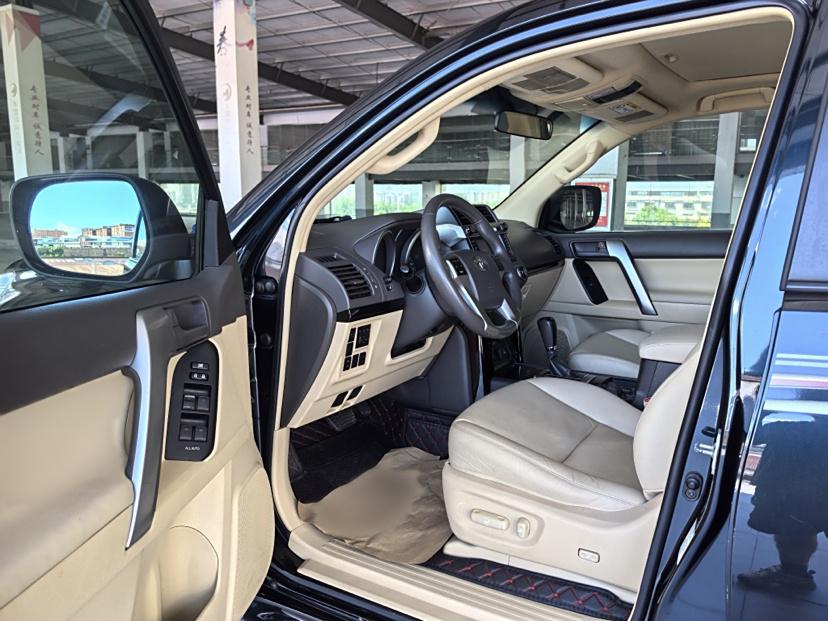 Toyota Land Cruiser Prado 2017 thumb 9