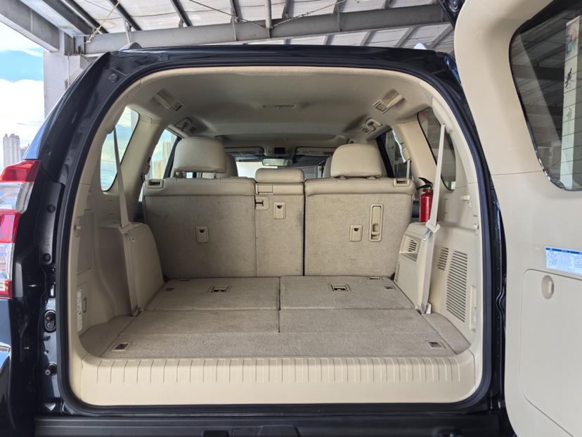 Toyota Land Cruiser Prado 2017 thumb 11