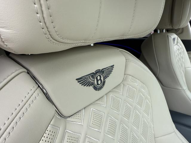 Bentley PHEV 2022 thumb 7