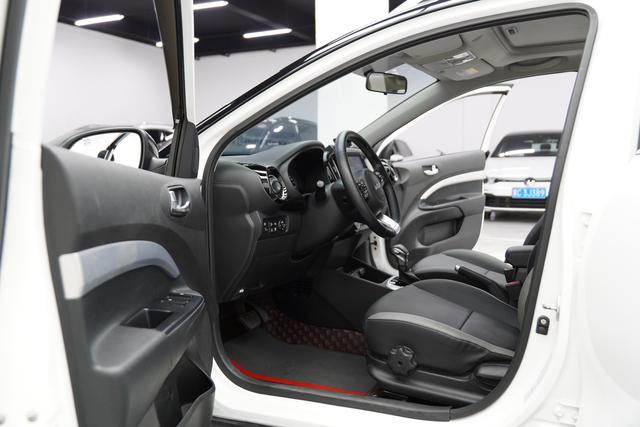 Kia Stonic 2021 thumb 6