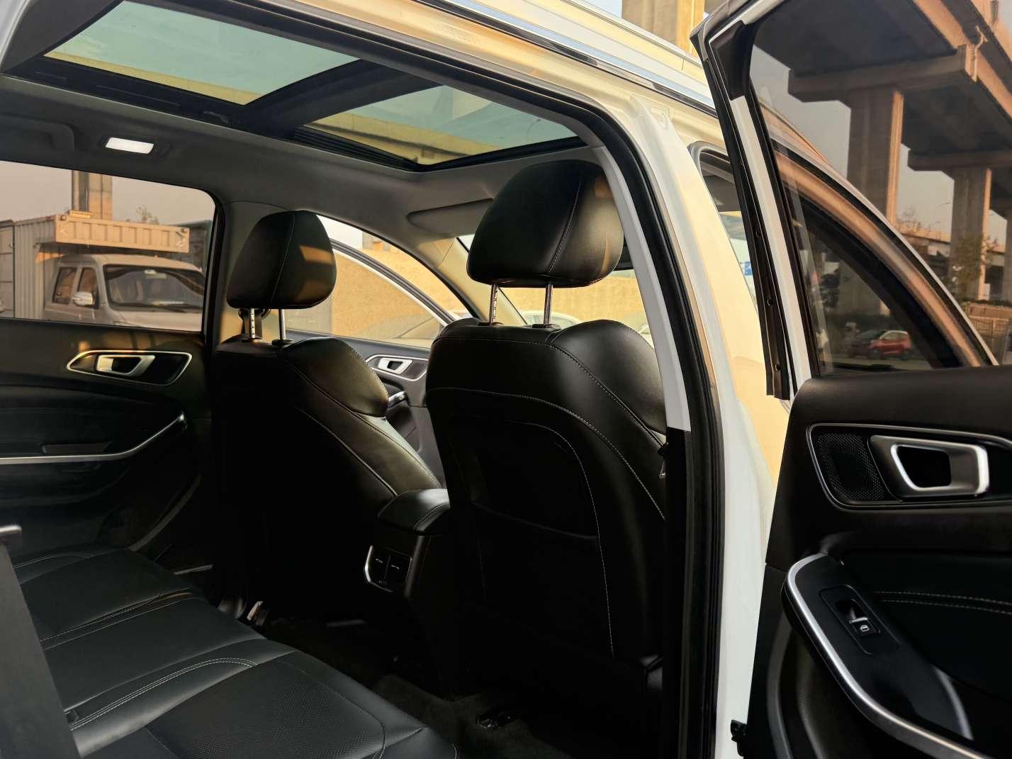 Chery Tiggo 8 2018 thumb 7