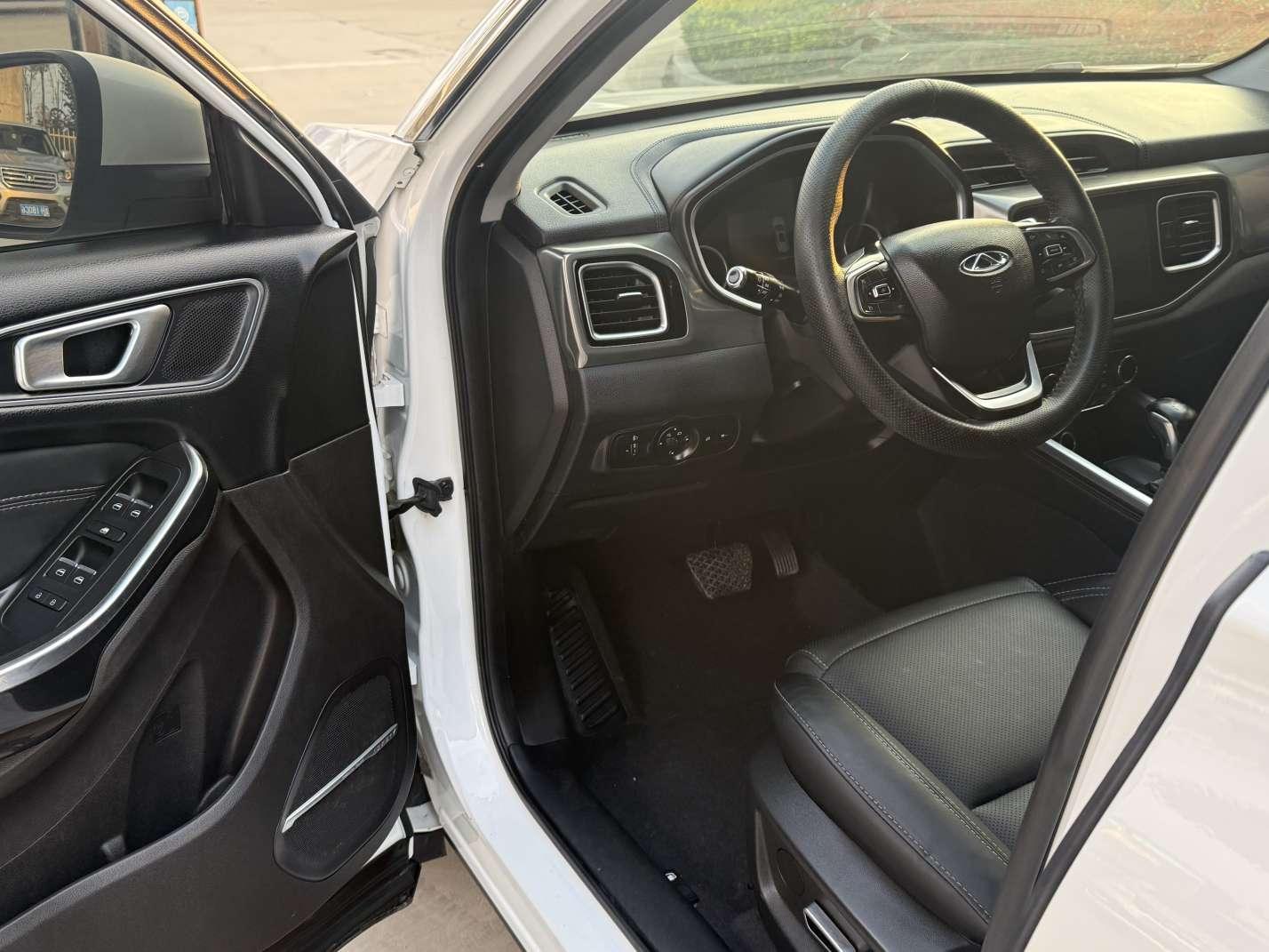 Chery Tiggo 8 2018 thumb 12