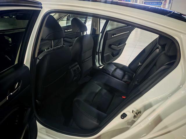 Nissan Altima 2022 thumb 7