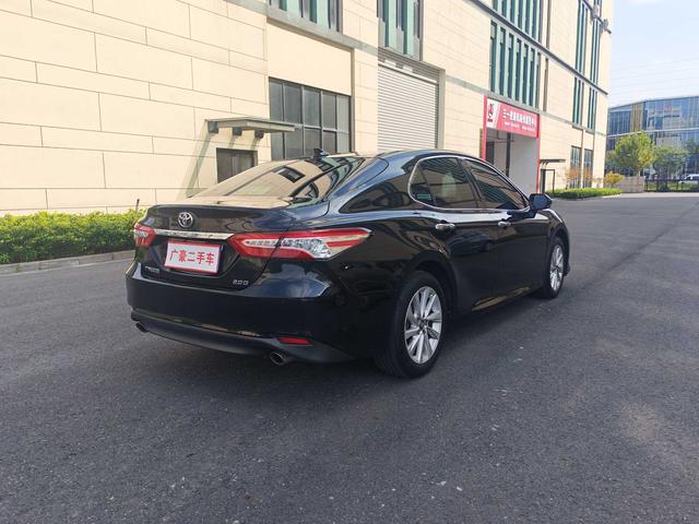 Toyota Camry 2021 thumb 2