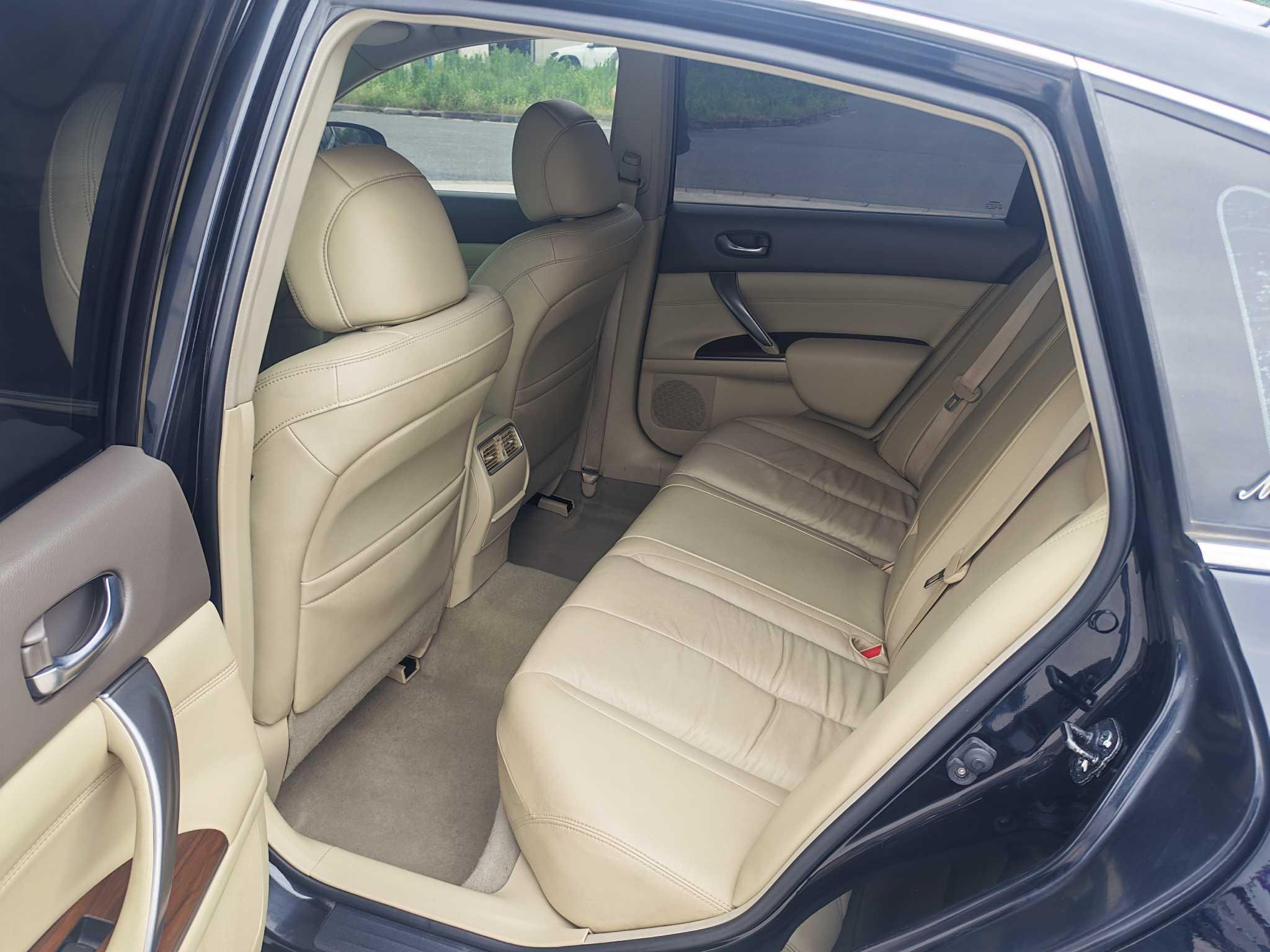 Nissan Altima 2010 thumb 8