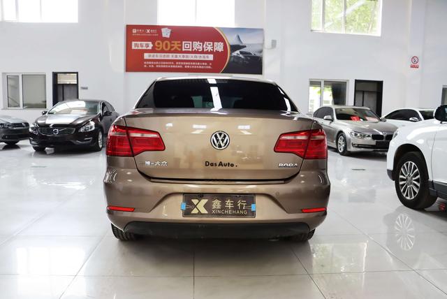 Volkswagen Bora 2015 thumb 3