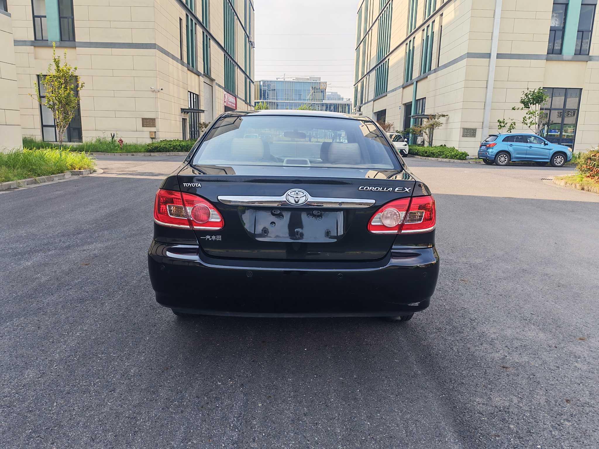 Toyota Corolla 2010 thumb 3