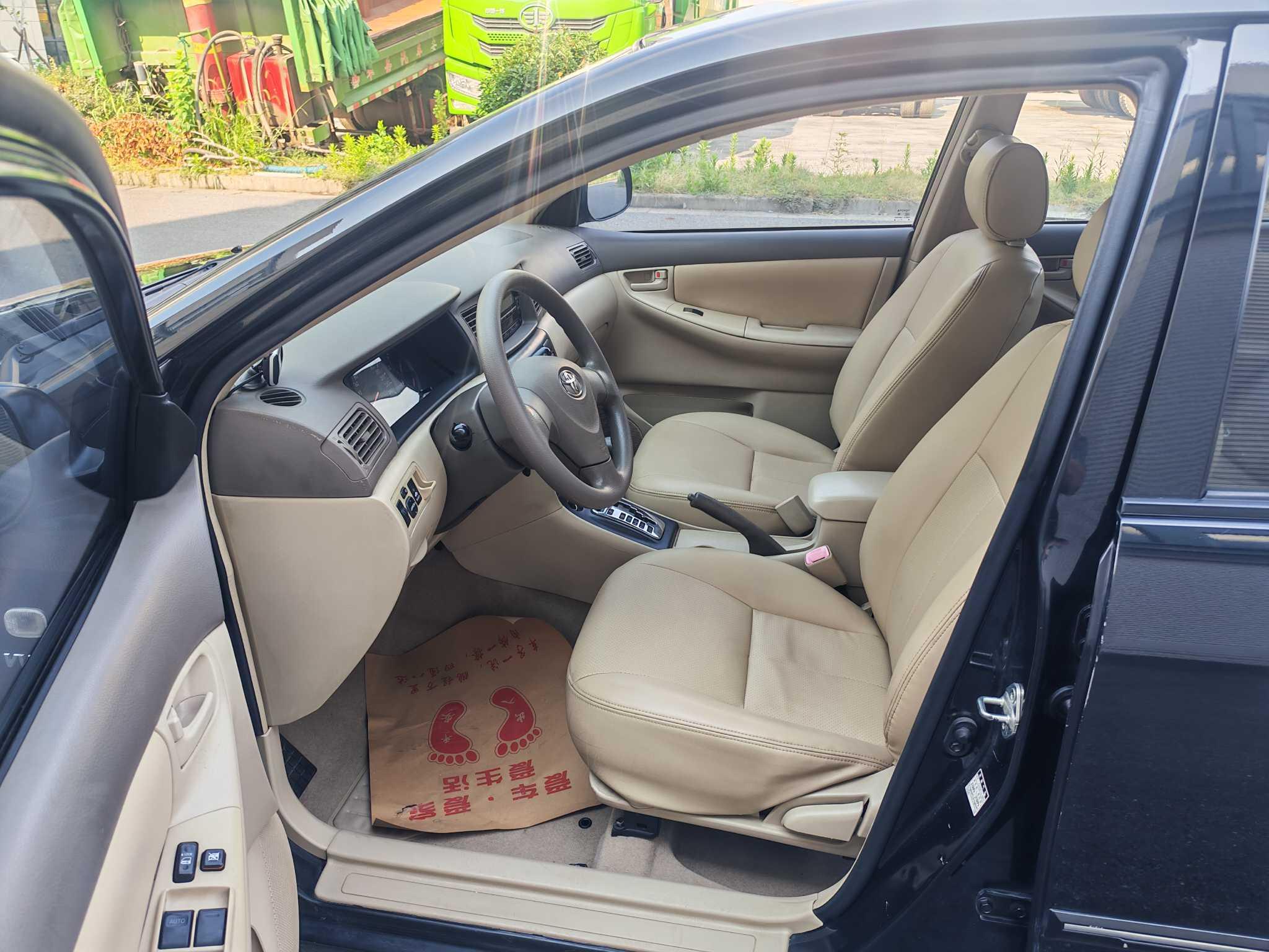Toyota Corolla 2010 thumb 7