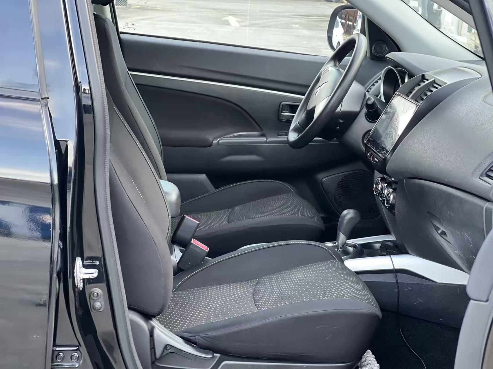 Mitsubishi ASX 2016 thumb 4
