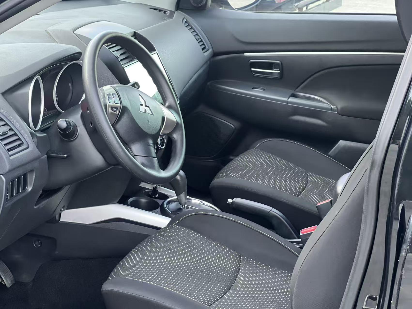 Mitsubishi ASX 2016 thumb 5