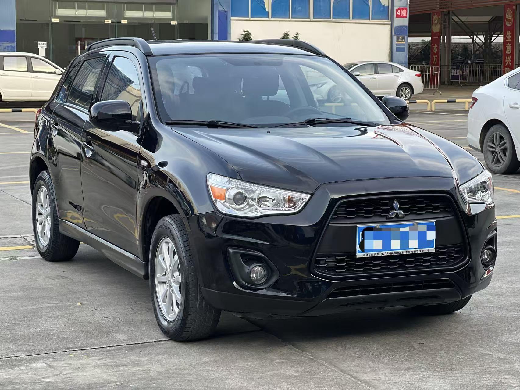 Mitsubishi ASX 2016 thumb 10