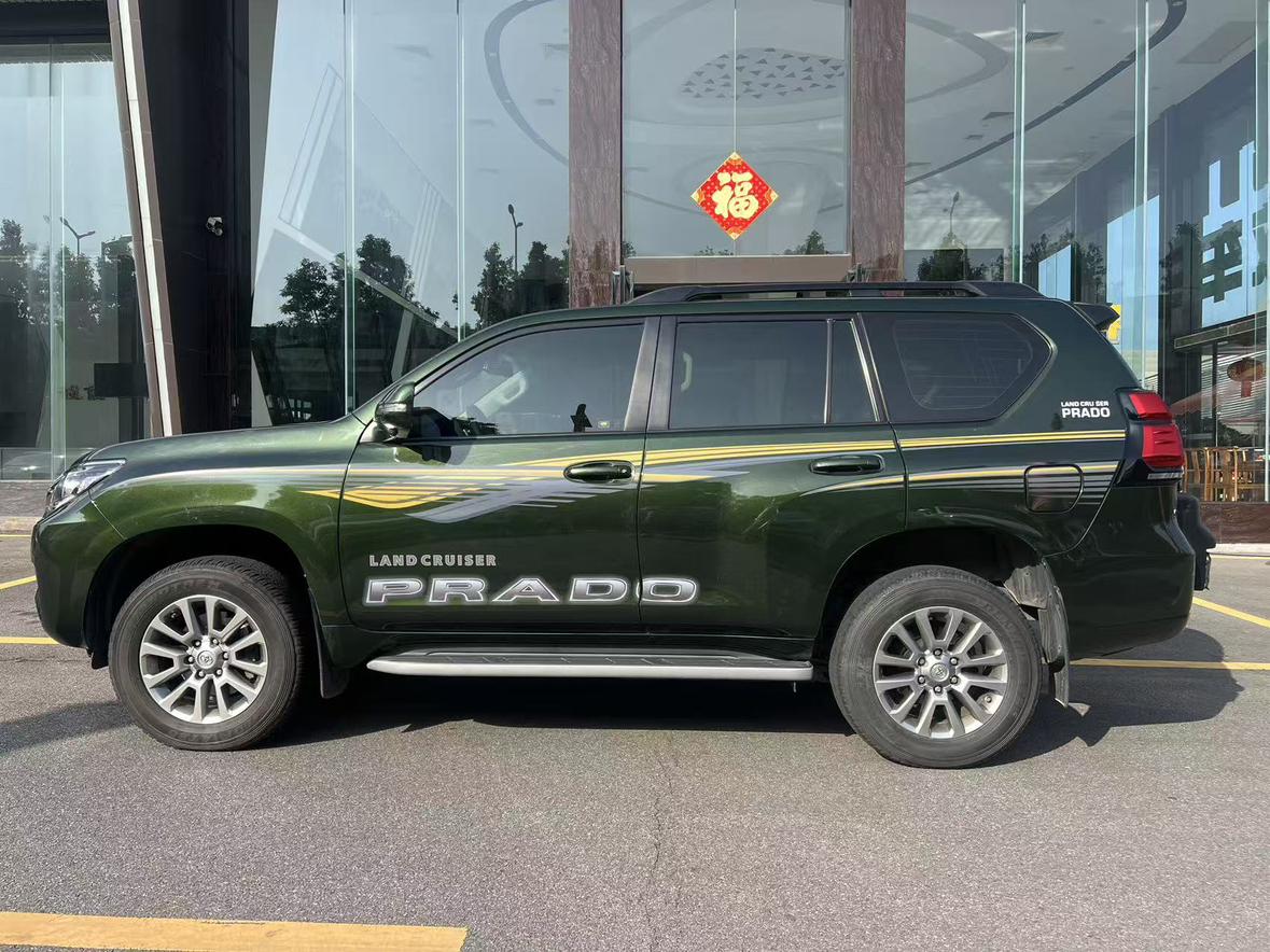 Toyota Land Cruiser Prado 2018 thumb 2