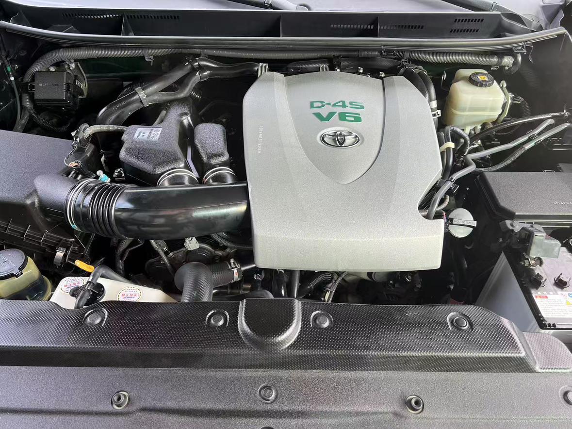 Toyota Land Cruiser Prado 2018 thumb 5