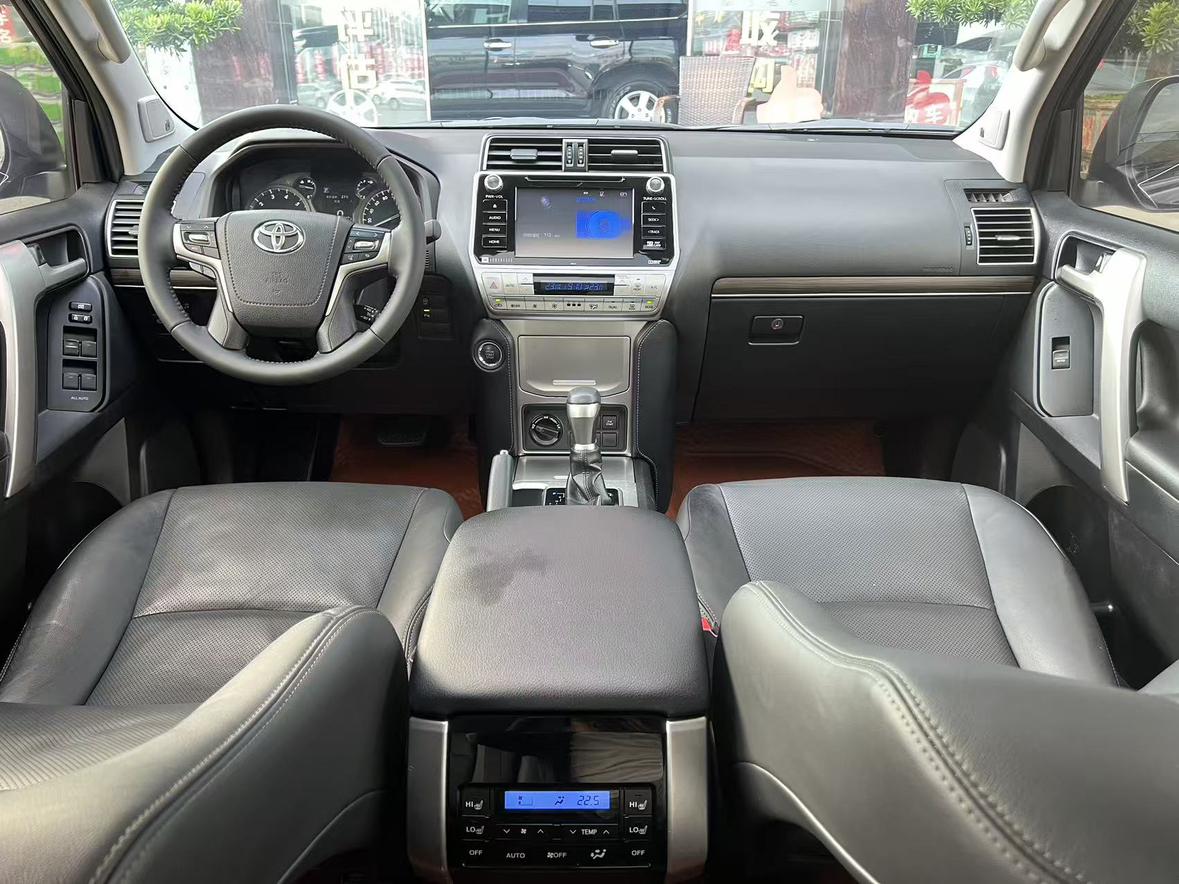 Toyota Land Cruiser Prado 2018 thumb 12
