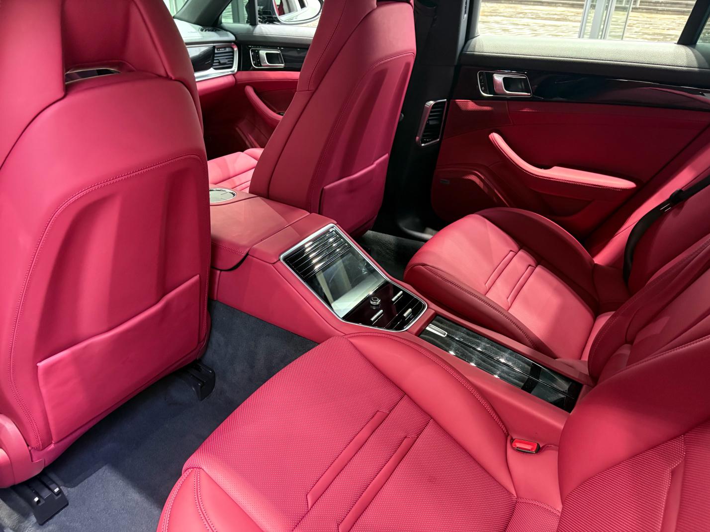 Porsche Panamera 2020 thumb 12