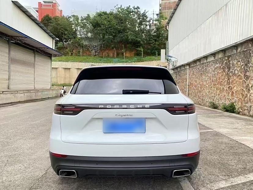Porsche Cayenne 2019 thumb 3