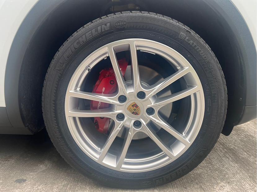 Porsche Cayenne 2019 thumb 4