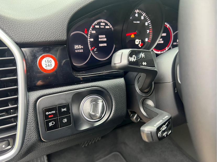 Porsche Cayenne 2019 thumb 9