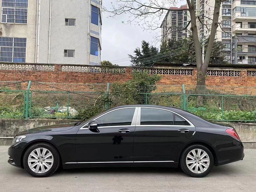 Mercedes-Benz S-Class 2015 thumb 10
