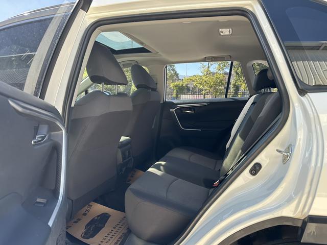 Toyota RAV4 2020 thumb 2