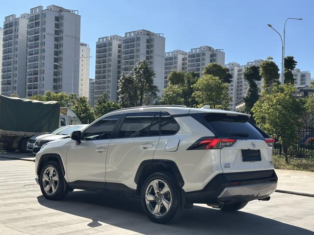 Toyota RAV4 2020 thumb 4