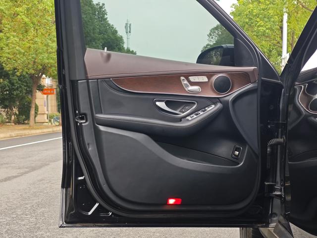 Mercedes-Benz GLC 2020 thumb 3