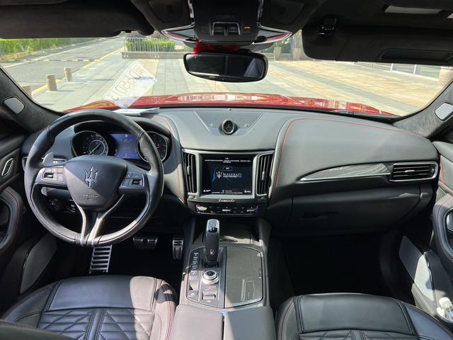 Maserati Levante 2019 thumb 3