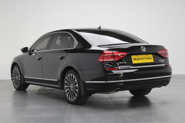 Volkswagen Passat 2018 thumb 3