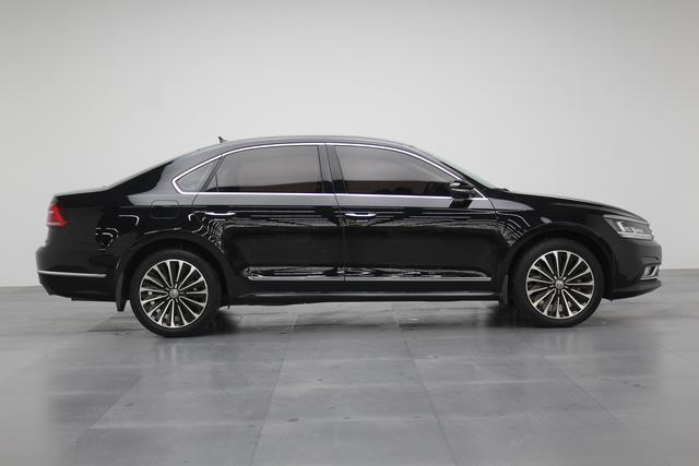 Volkswagen Passat 2018 thumb 6