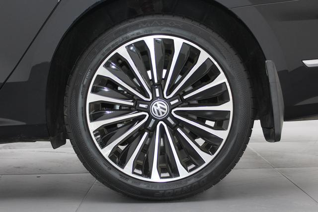 Volkswagen Passat 2018 thumb 7