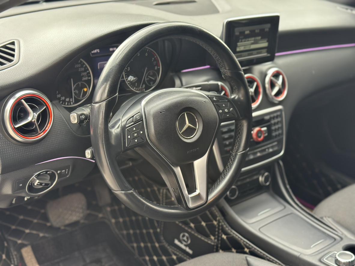 Mercedes-Benz A-Class 2014 thumb 6