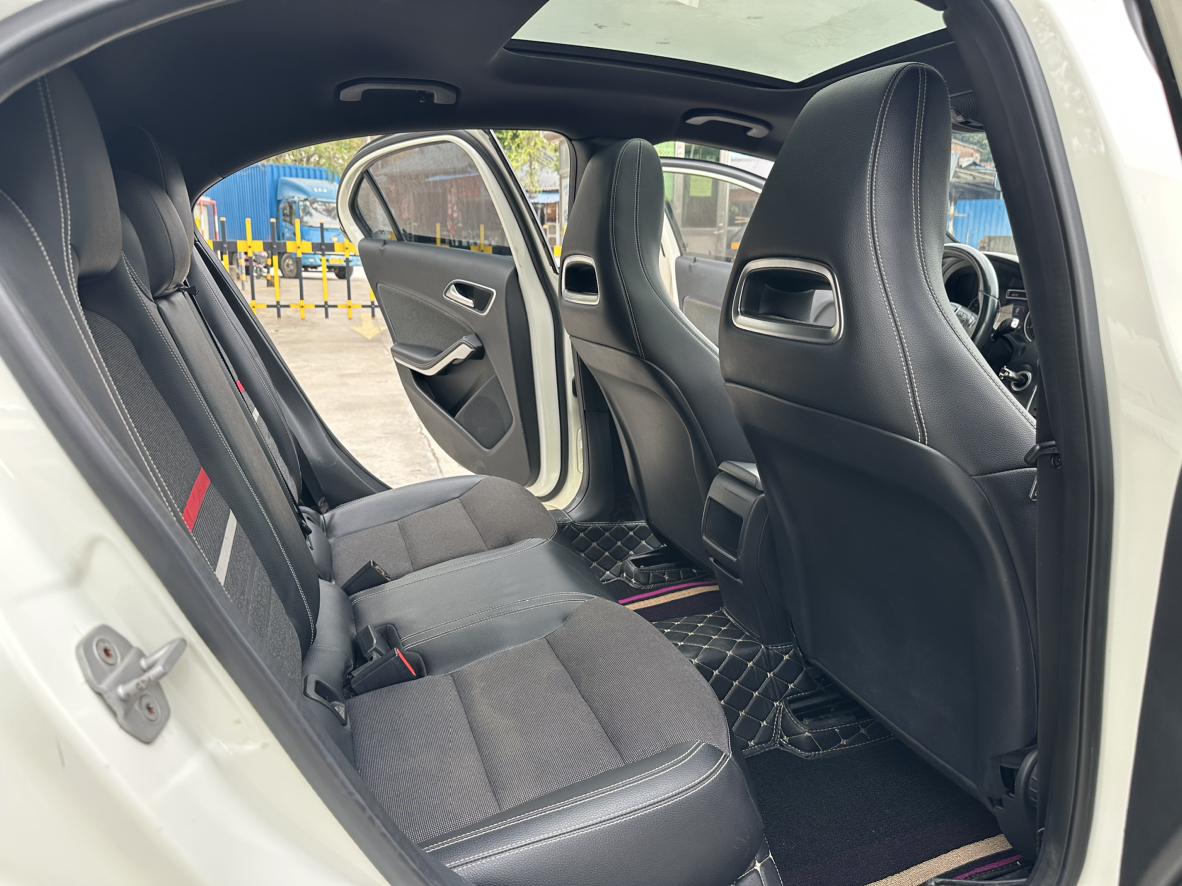 Mercedes-Benz A-Class 2014 thumb 7