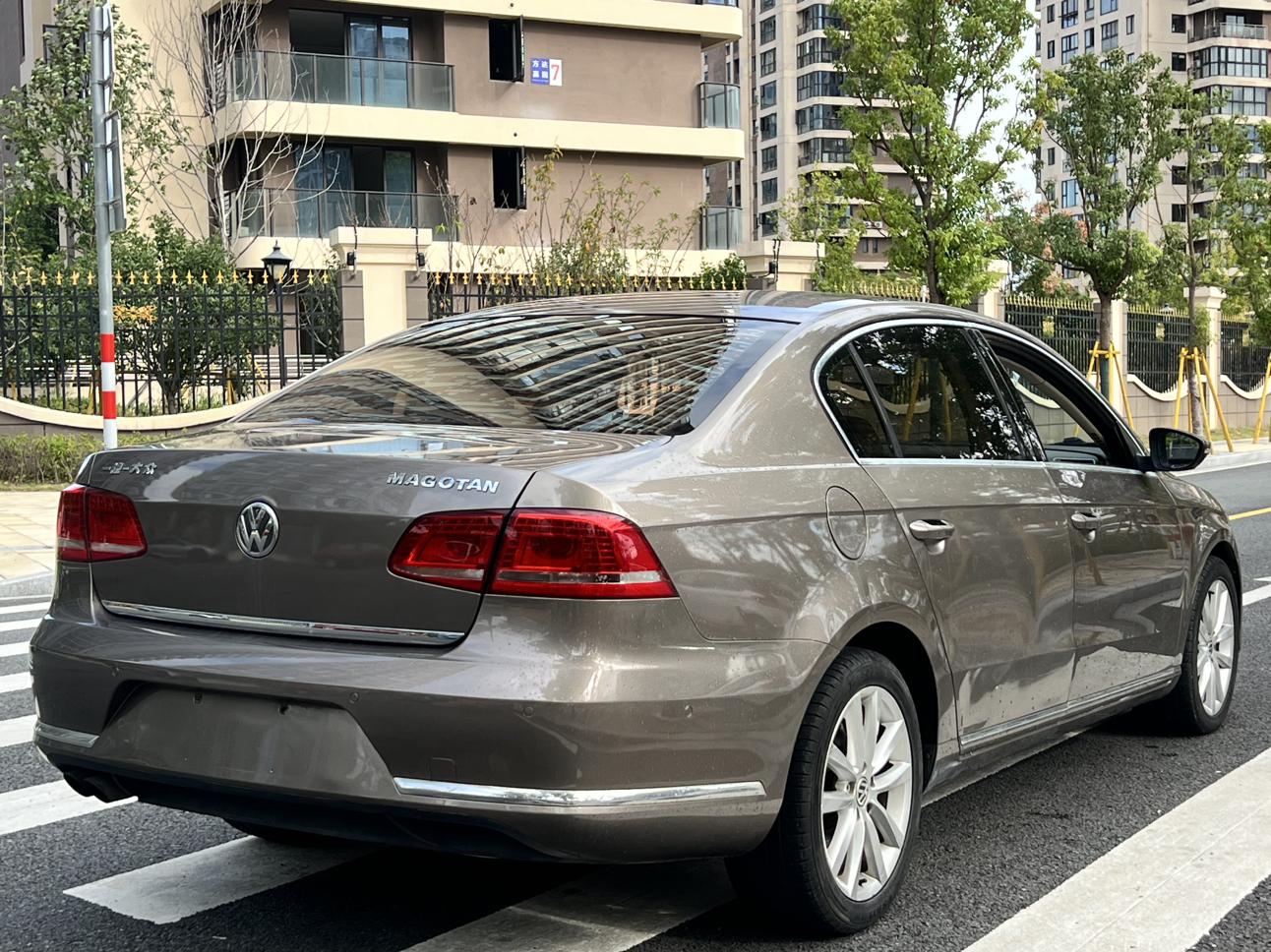 Volkswagen Magotan 2013 thumb 5