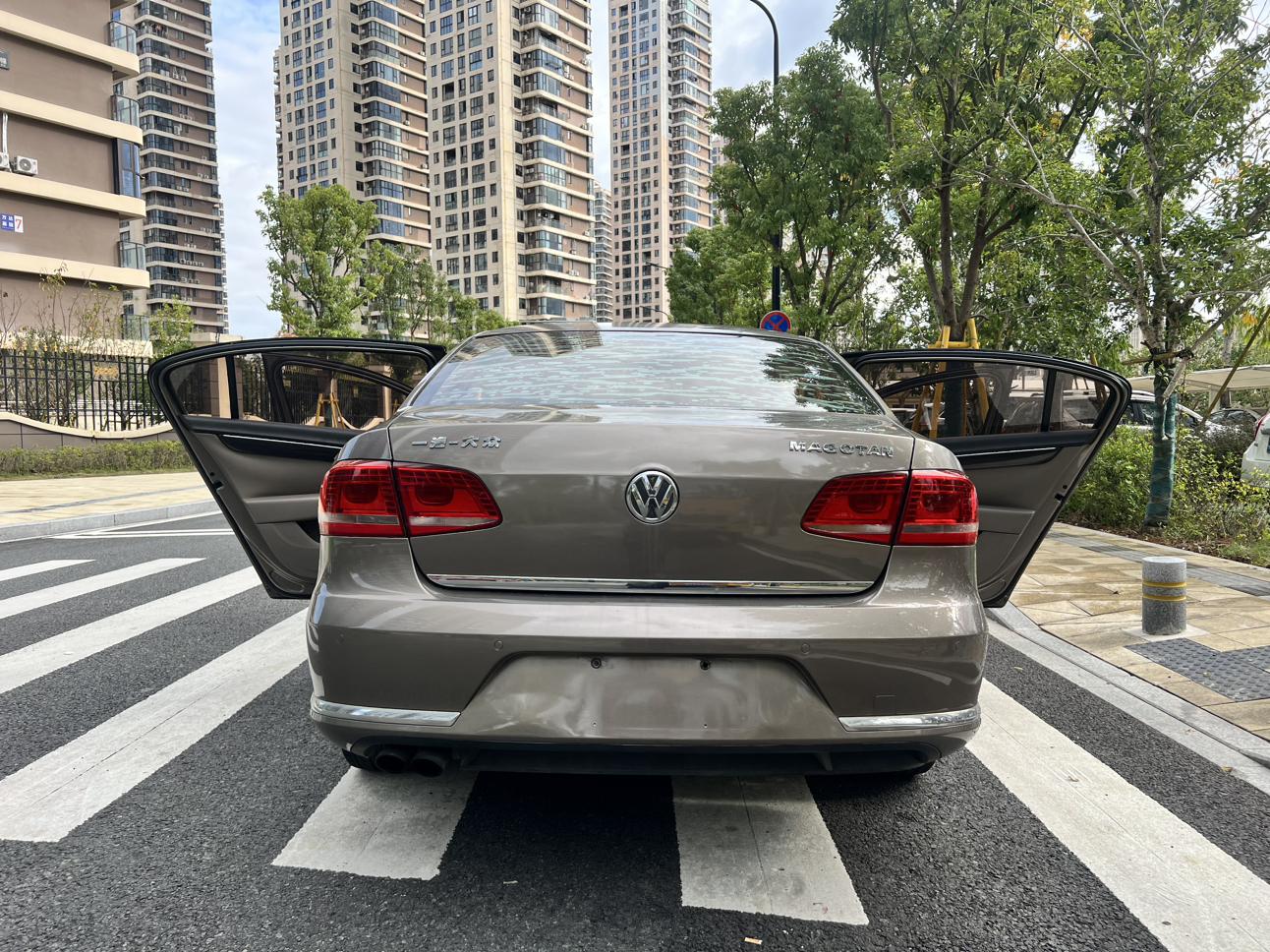 Volkswagen Magotan 2013 thumb 9