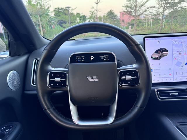 Lixiang (Li Auto) L9 2022 thumb 7