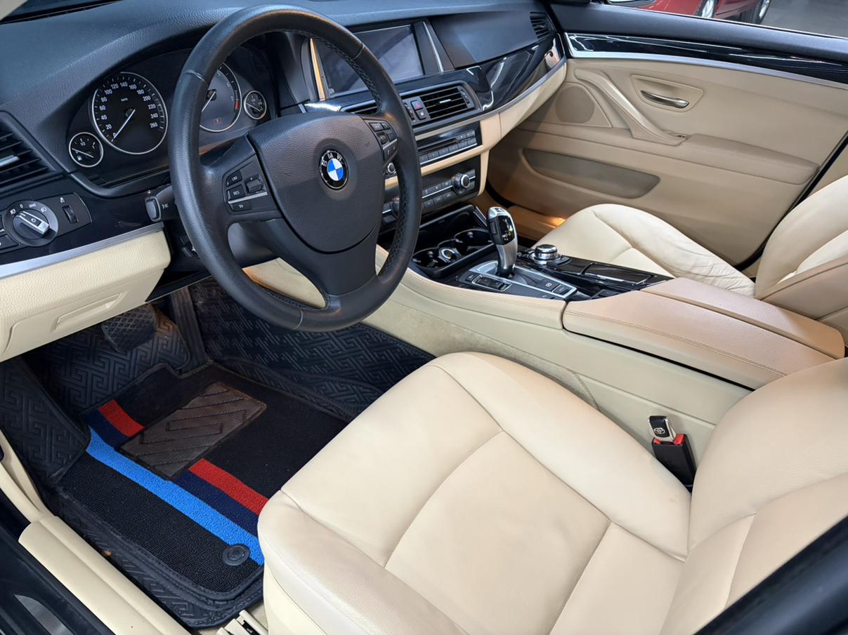 BMW 5 серии 2013 thumb 12