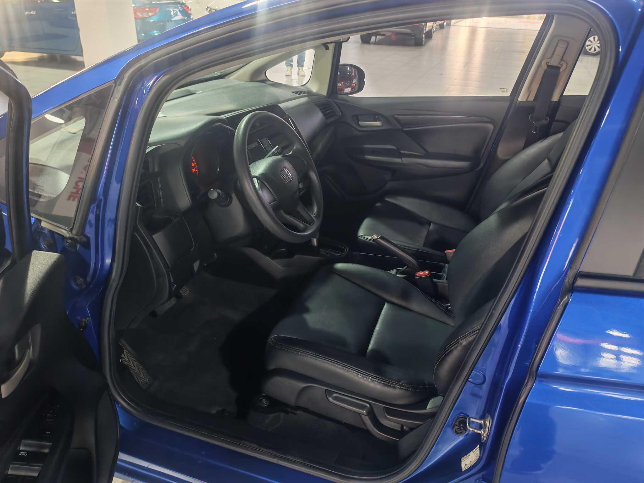 Honda Fit Shuttle 2018 thumb 6